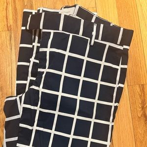 Gap slim cropped pants size 6